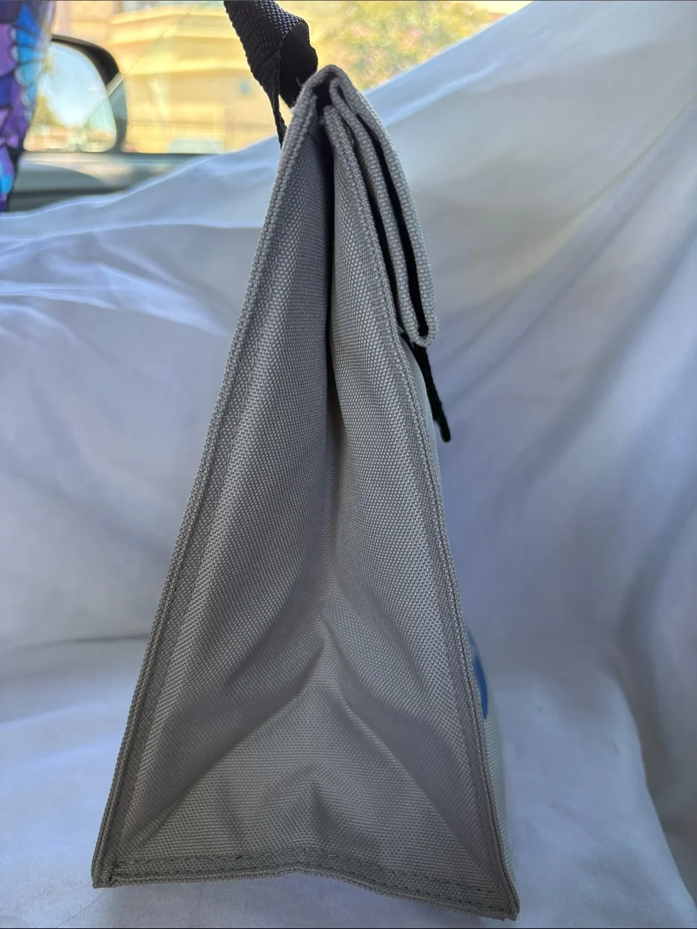 Sabre Insulated Lunch Bag - Light Gray with Blue Logo
